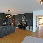 דירה Exklusive Mit Balkon Und Direktem Rheinblick Mit 2 Schlafzimmern Fuer Bis Zu 5 Gaeste *