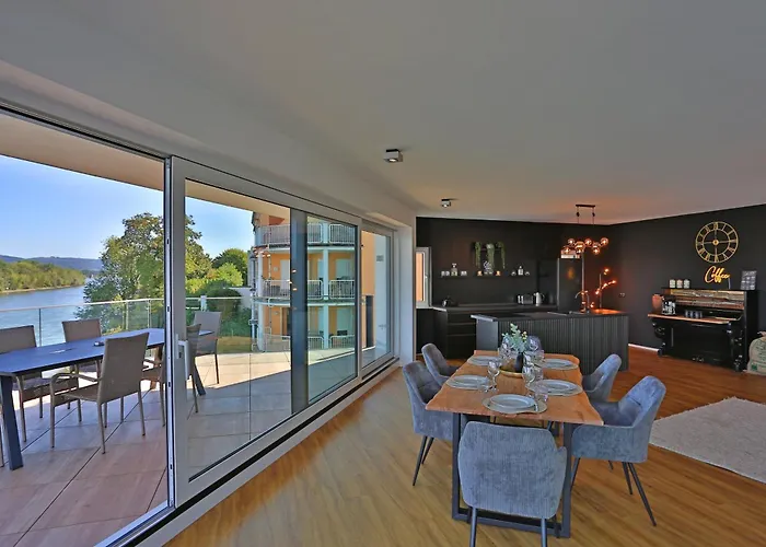 Apartamento Exklusive Mit Balkon Und Direktem Rheinblick Mit 2 Schlafzimmern Für Bis Zu 5 Gäste Urmitz