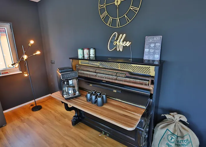 Exklusive Mit Balkon Und Direktem Rheinblick Mit 2 Schlafzimmern Für Bis Zu 5 Gäste Apartamento Urmitz