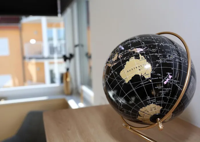 Exklusive Mit Balkon Und Direktem Rheinblick Mit 2 Schlafzimmern Für Bis Zu 5 Gäste Apartamento *